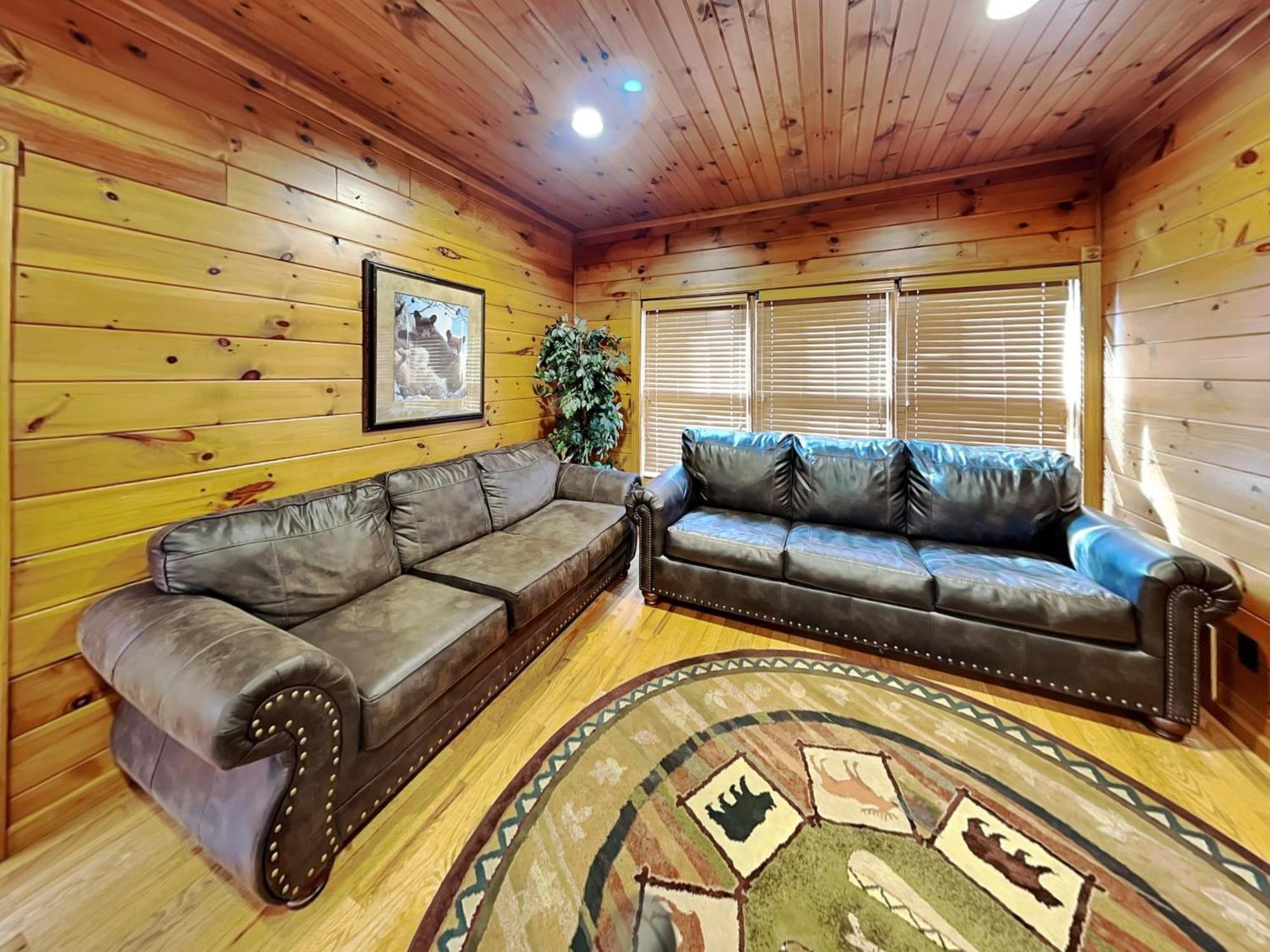 The Great Escape Ii, 5 Bedrooms, Sleeps 17, Game Room, Pool Access, Theater Gatlinburg Exterior photo