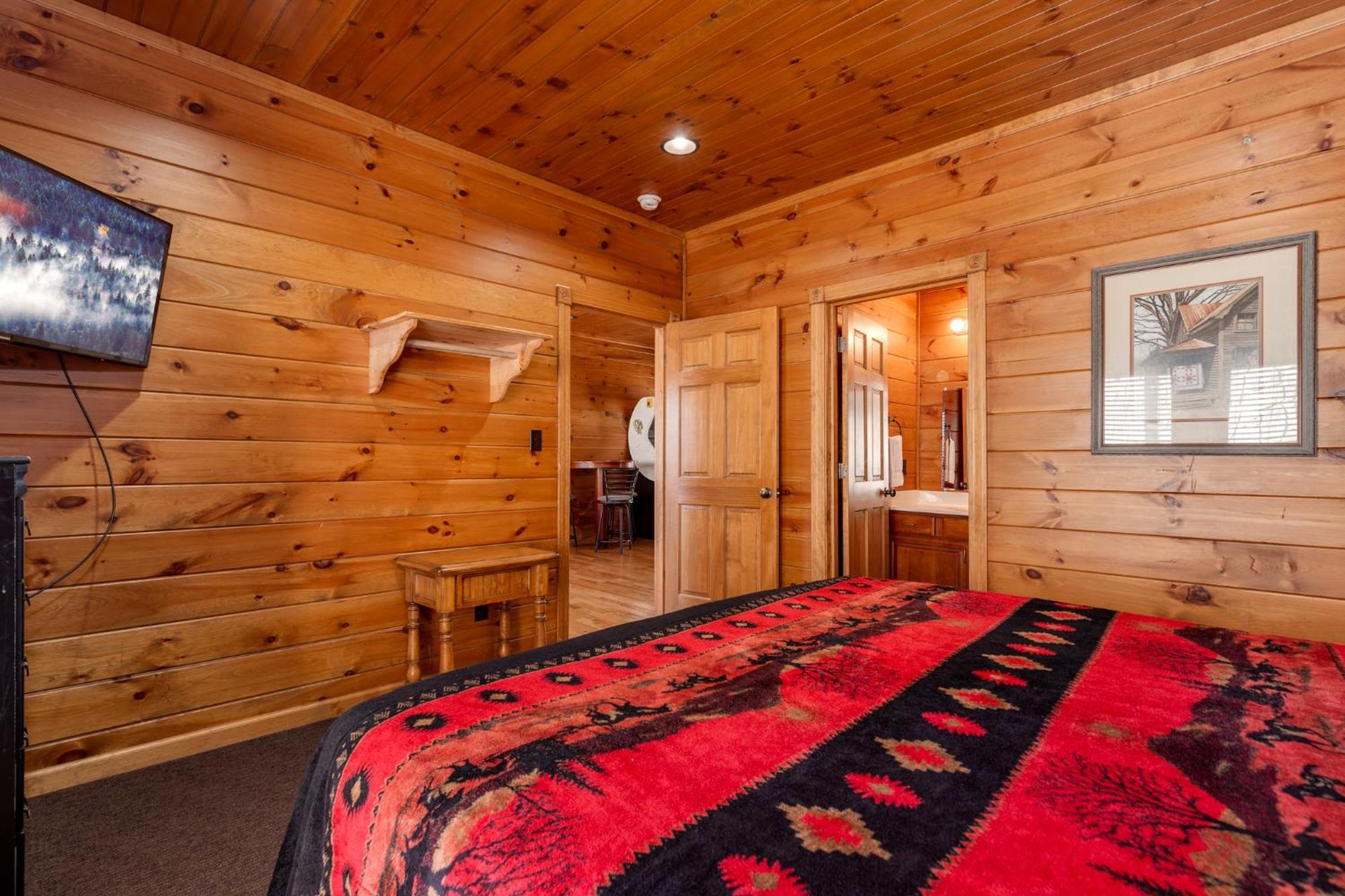 The Great Escape Ii, 5 Bedrooms, Sleeps 17, Game Room, Pool Access, Theater Gatlinburg Exterior photo